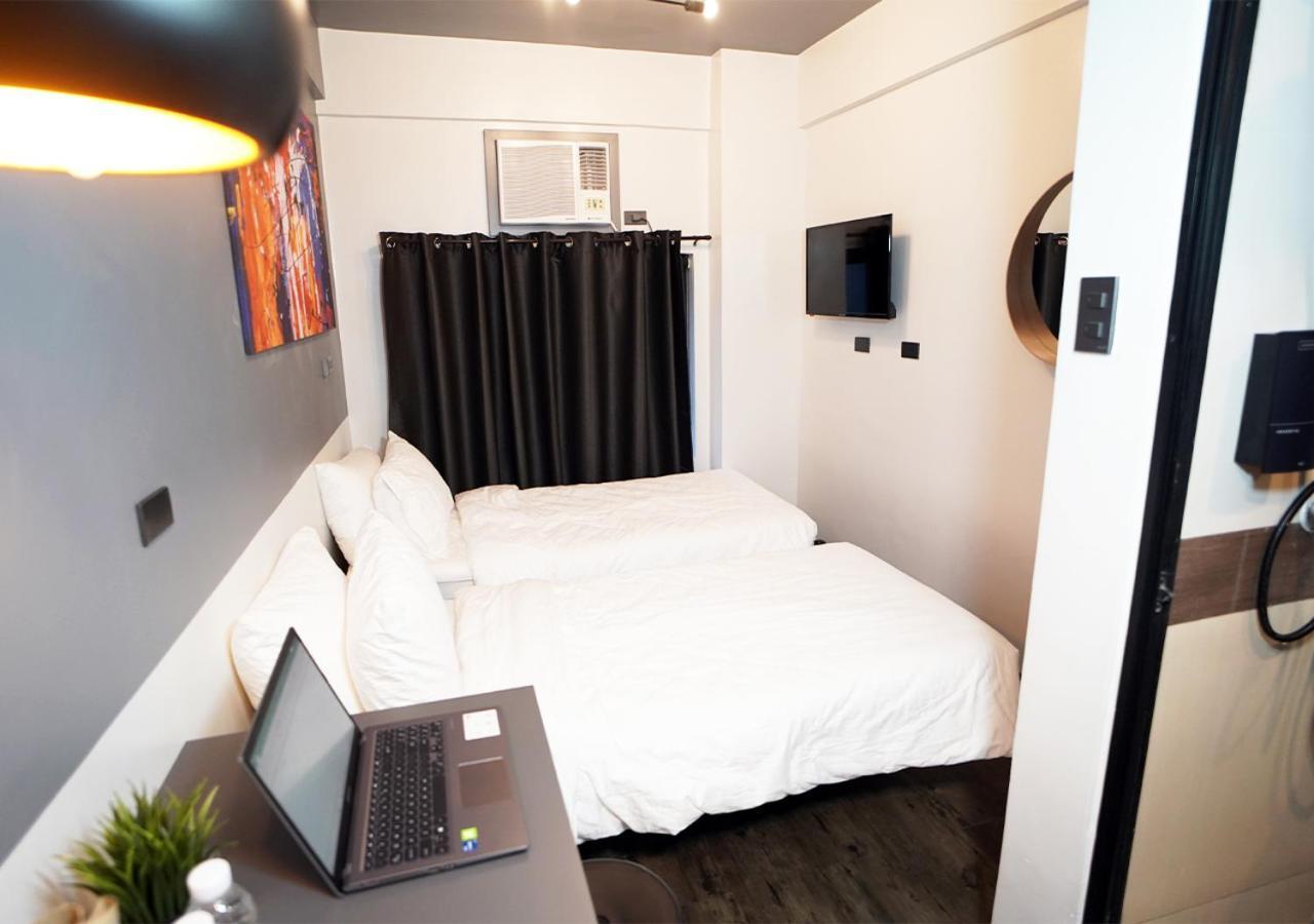 Mystay Hotel Bgc West Макати Экстерьер фото